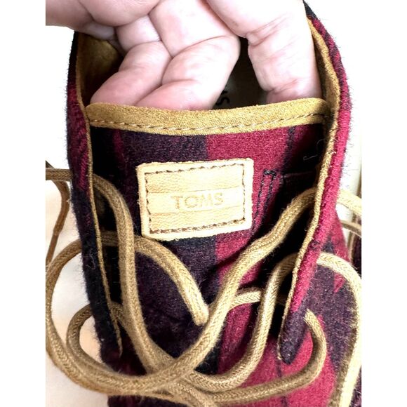 TOMS Red Black Plaid Ladies SZ 9 Bota Desert Boots Ankle Chukka Booties - Picture 9 of 10